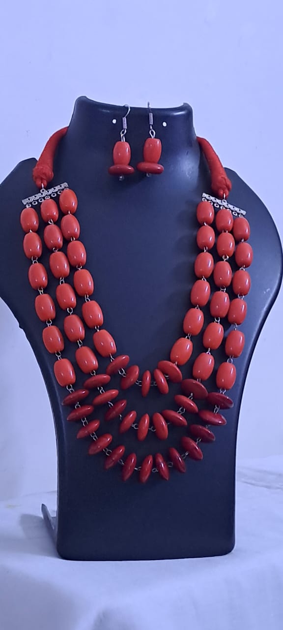 Multilayered Beads Necklace Set