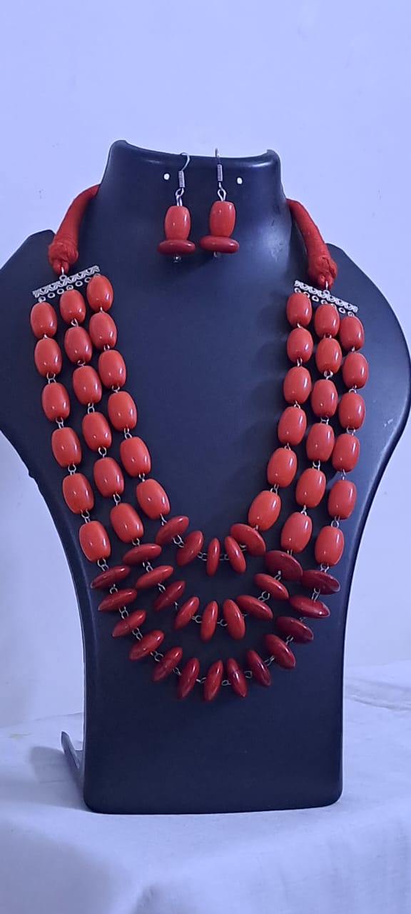 Multilayered Beads Necklace Set