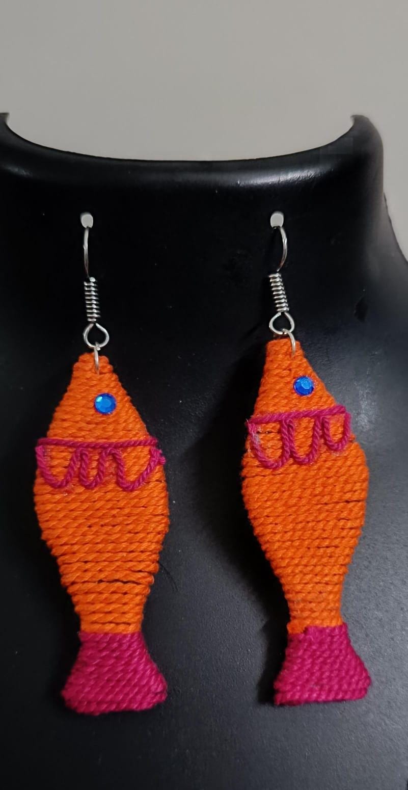 Multi colour crochet thread necklace with fish pendant and matching thread earrings