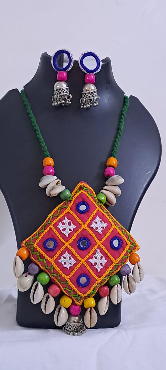 Hand embroidered Kutch Pattern fabric necklace set with matching earrings
