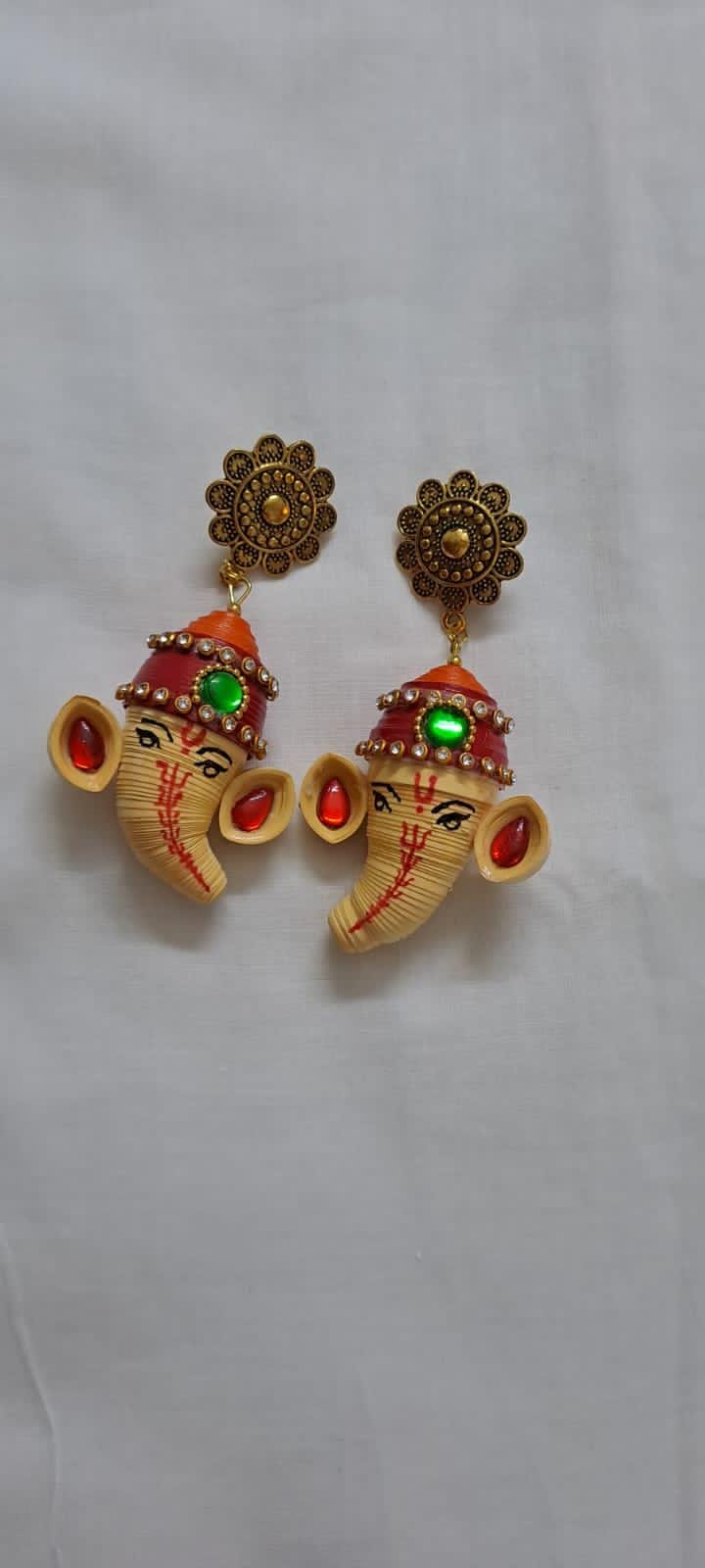 Paper quilling Ganesha earrings