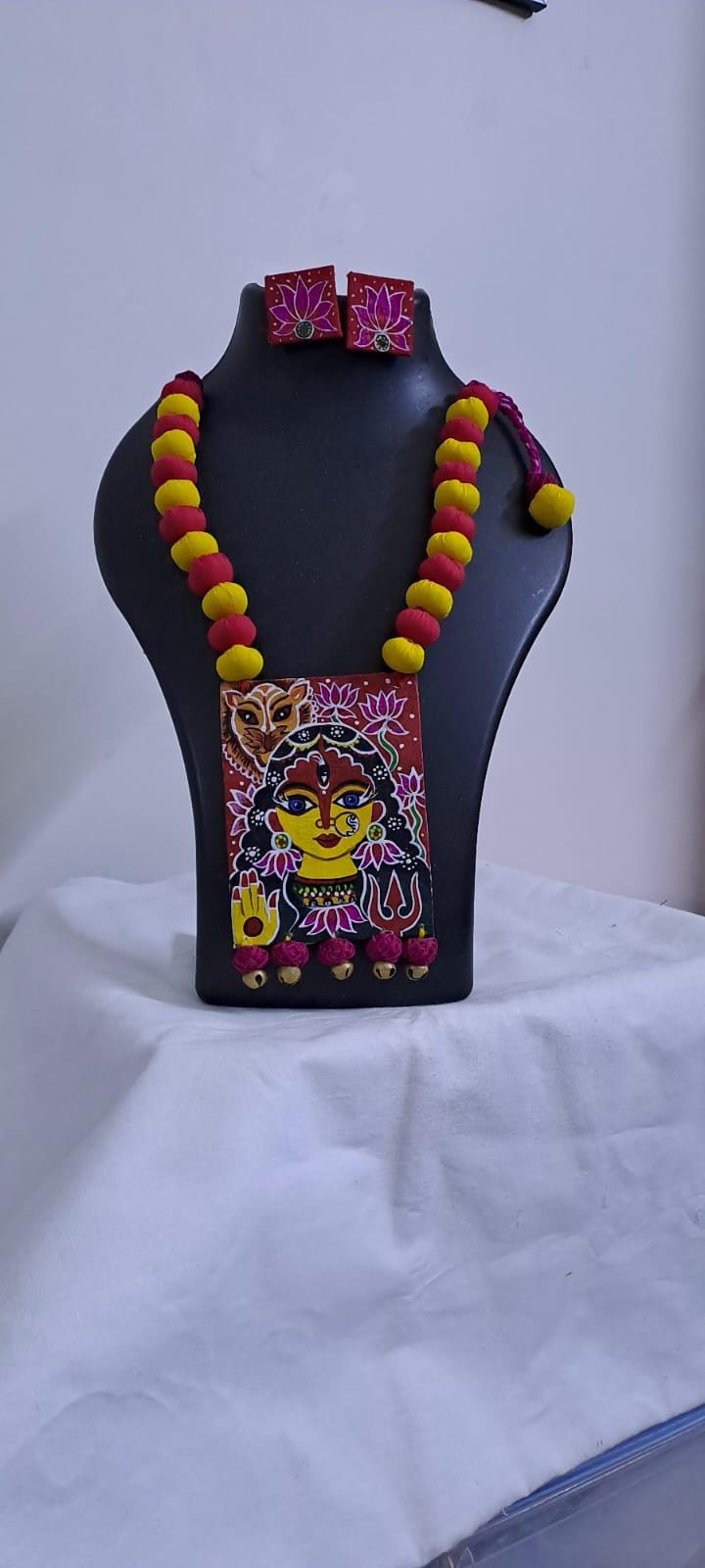 Handpainted fabric jewellery set with matching earrings
