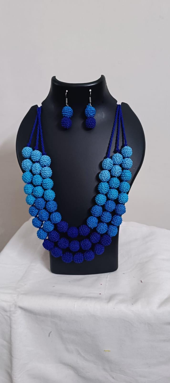 Exclusive 3 layered blue thread beads necklace set with matching earrings