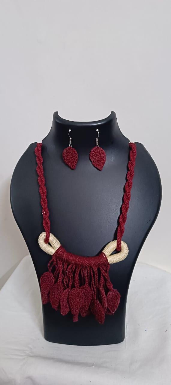 Maroon Crochet thread necklace set with leaf fringes and matching earrings