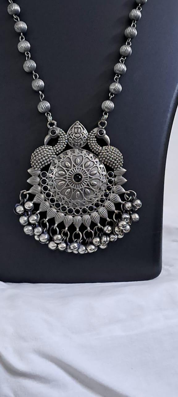Exclusive light weight silver oxidised set.