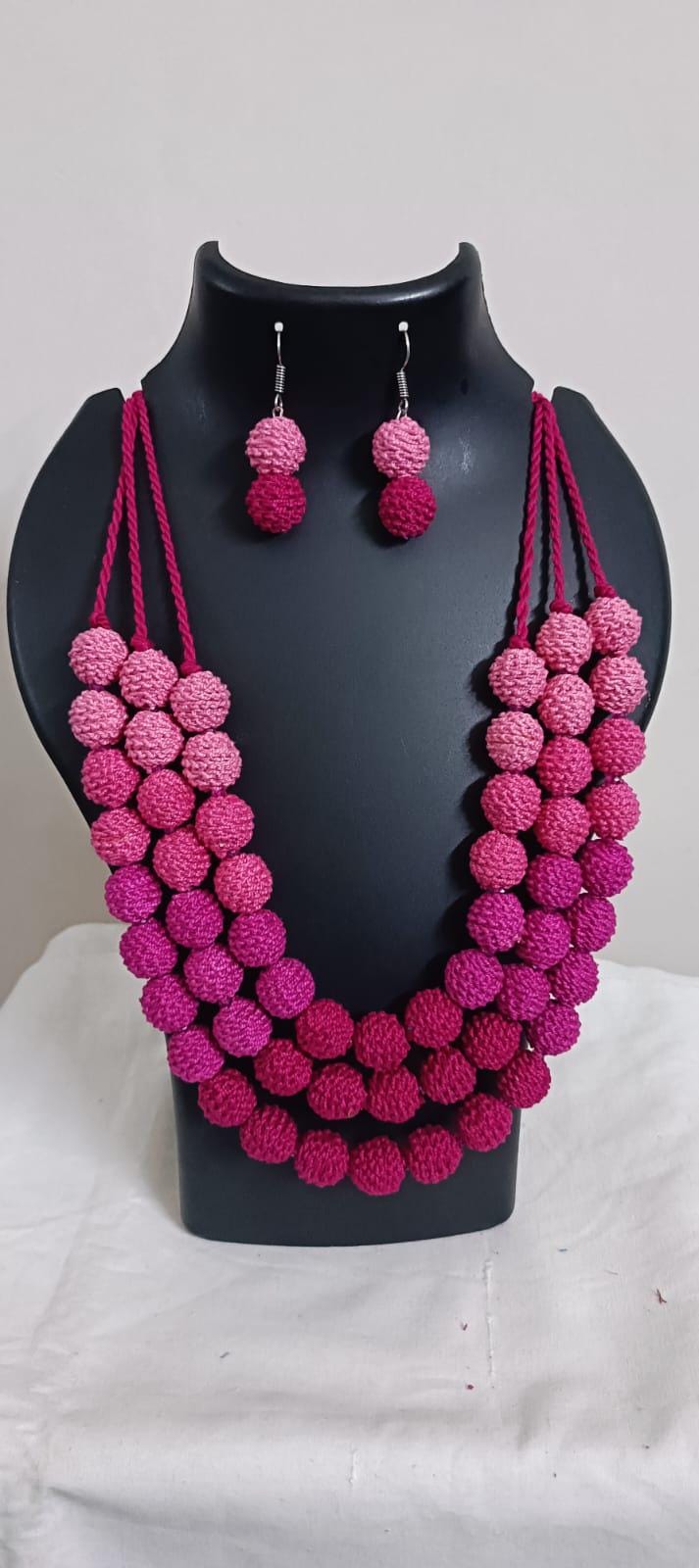 Exclusive 3 layered pink thread beads necklace set with matching earrings