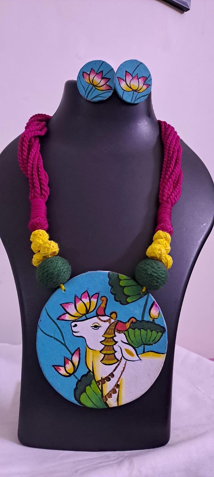Handpainted fabric jewellery set with matching earrings