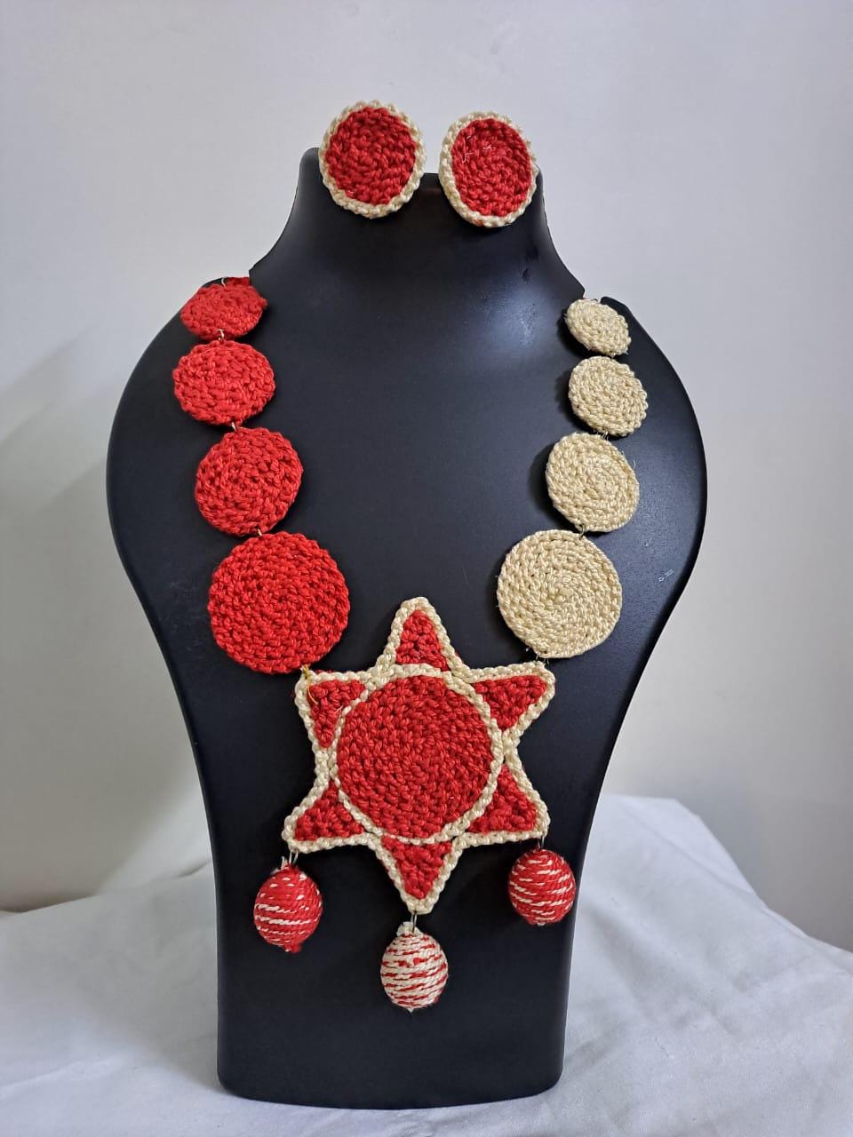 Handmade crochet jewellery set with star pendant n matching earrings