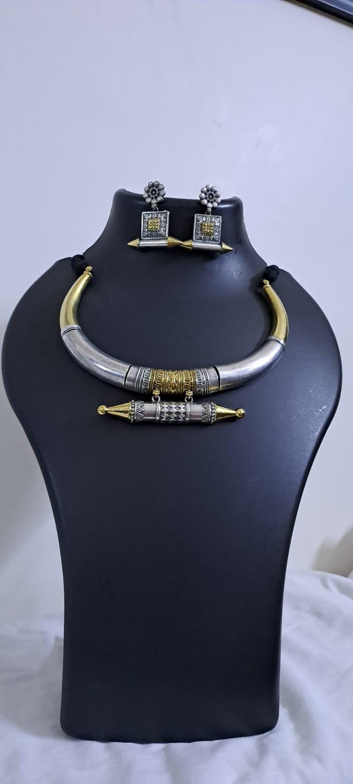 Exclusive silver oxidised hasuli set with matching earrings