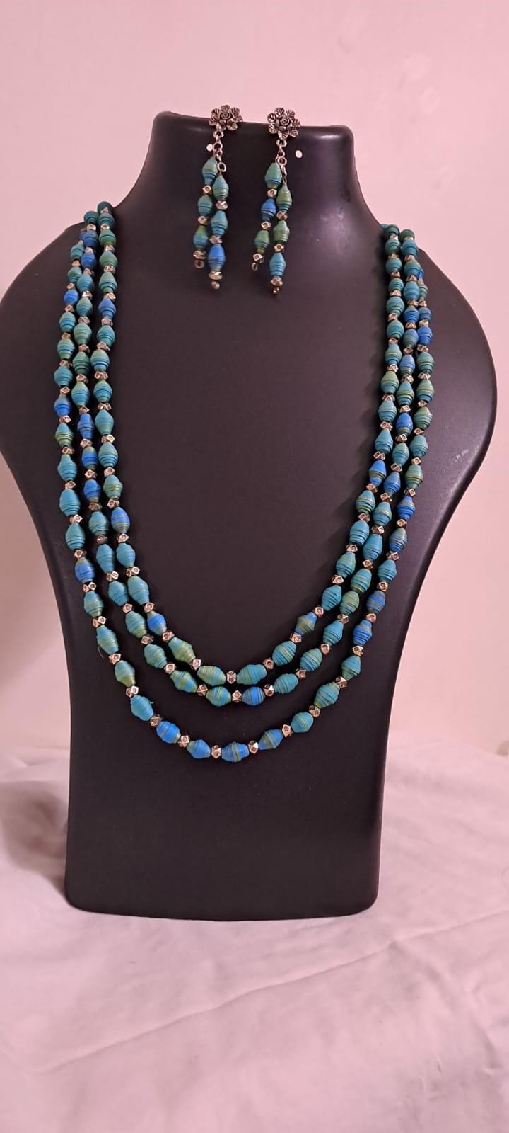 Blue paper beads necklace set