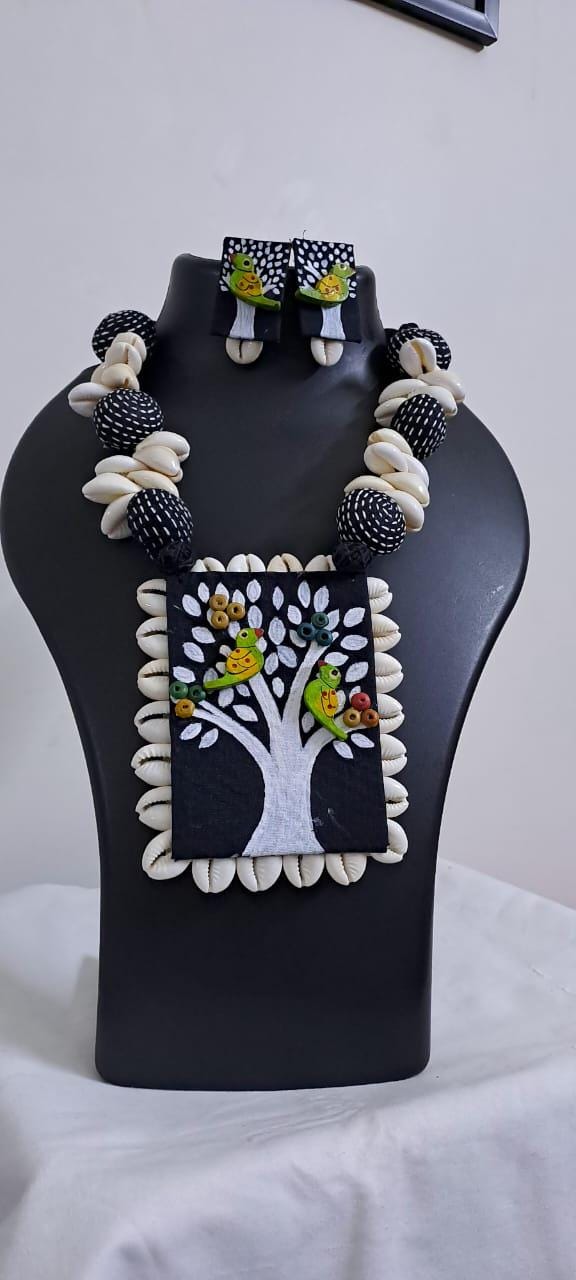 Handpainted fabric jewellery set with matching earrings