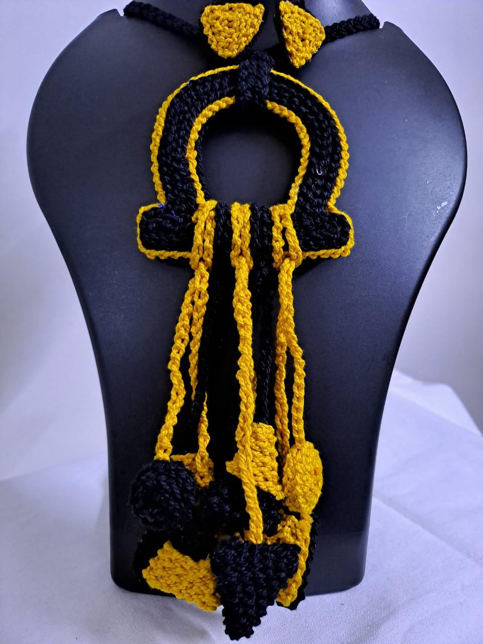 Crochet thread necklace set with fringes and matching earrings