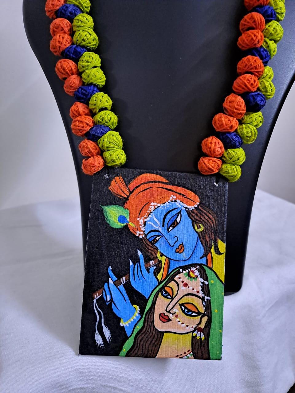 Handpainted fabric jewellery set with earrings