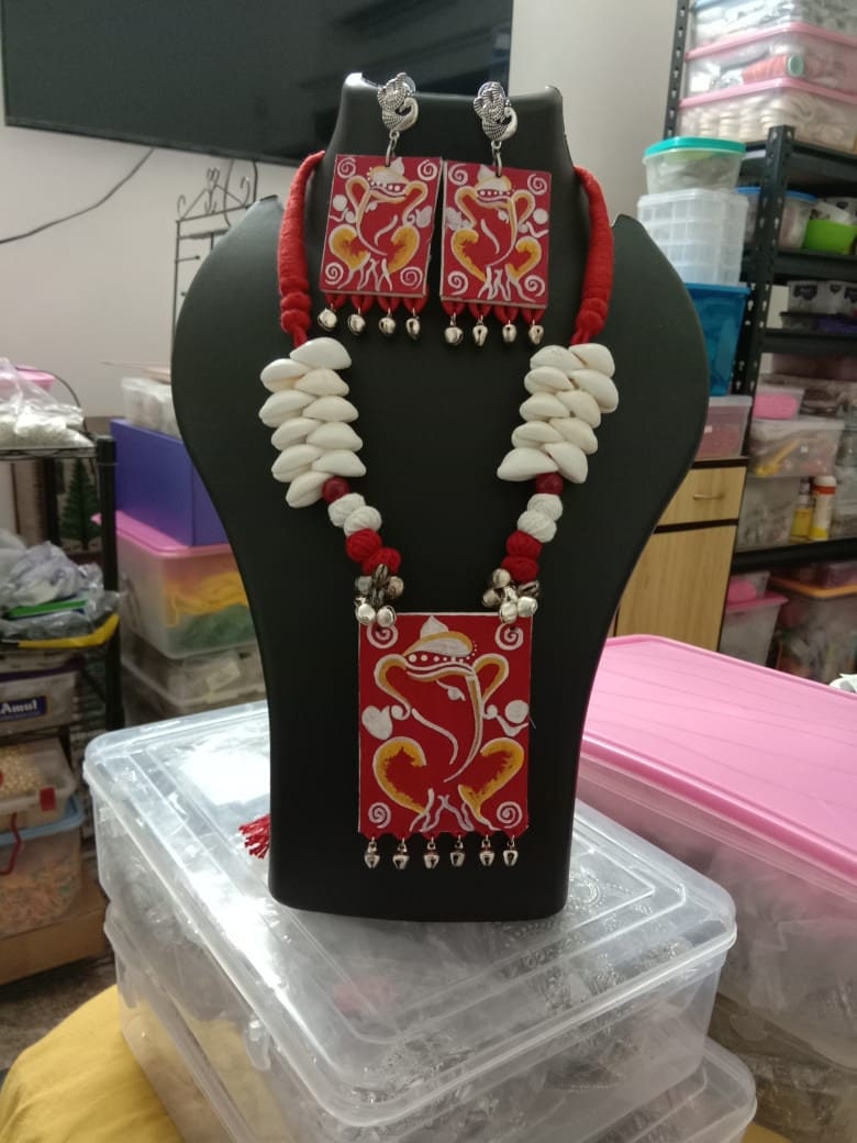 Hand painted Ganesha Jewellery Set