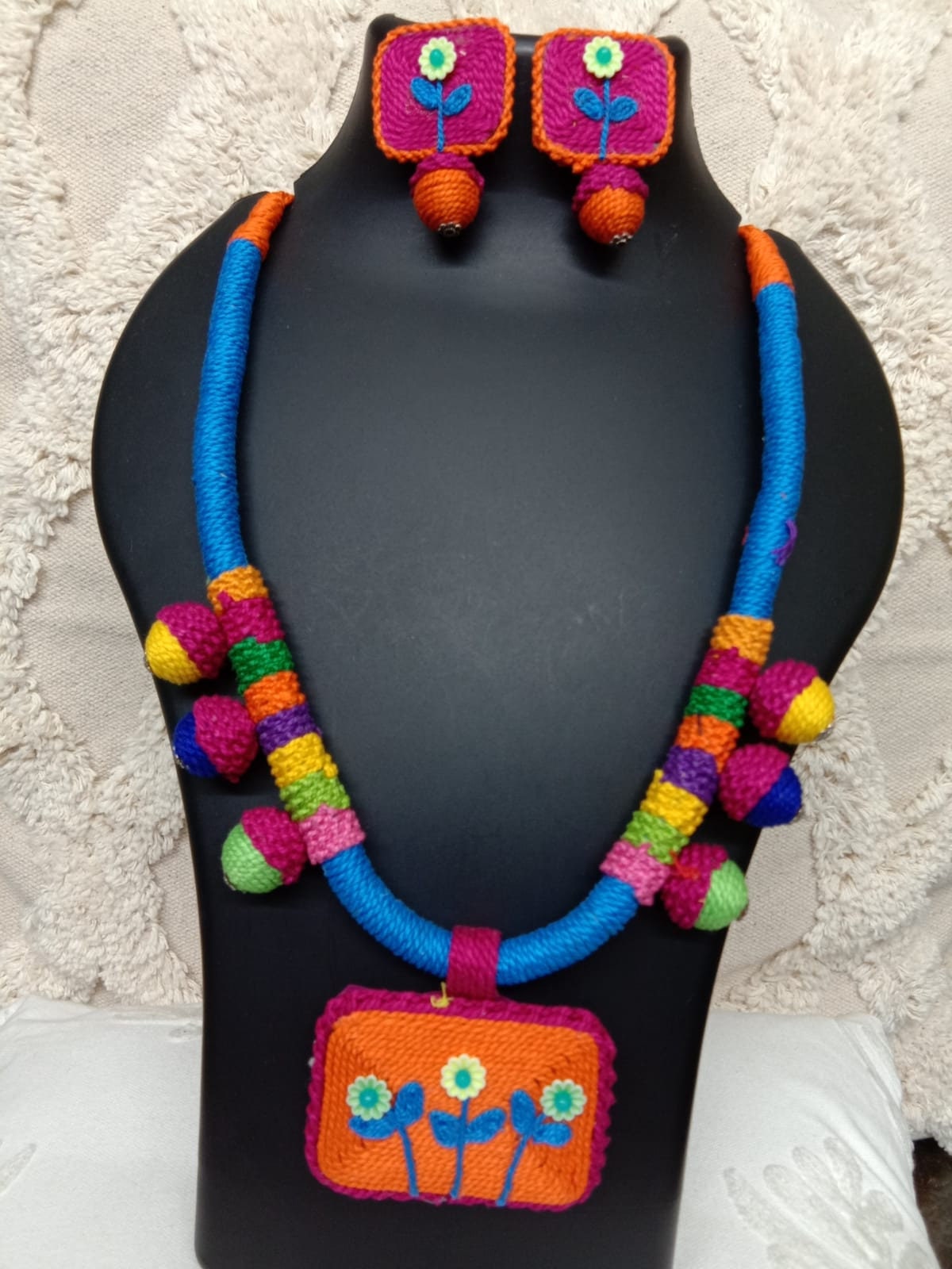Handmade thread jewellery for summers