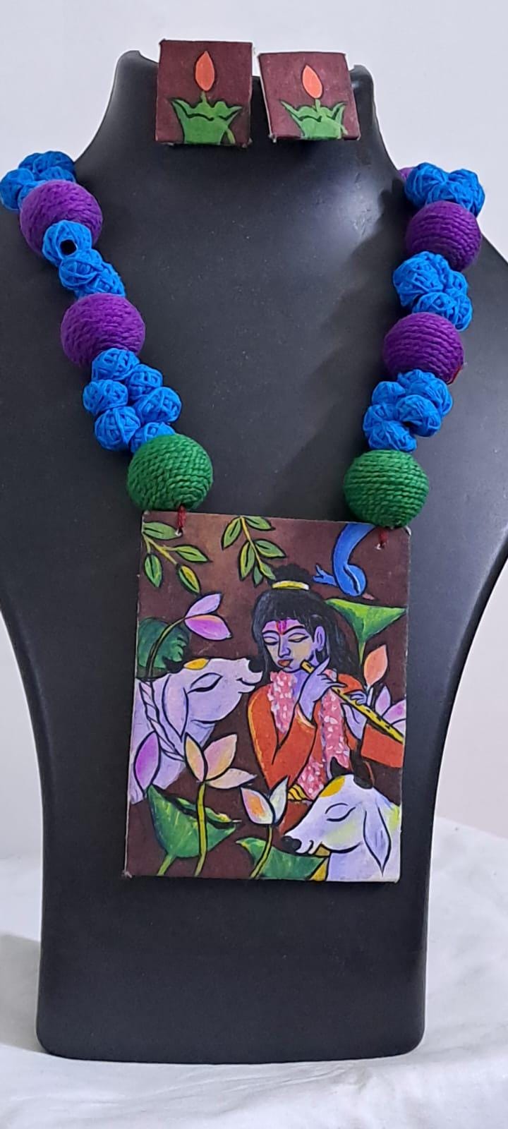 Handpainted fabric jewellery set with matching earrings