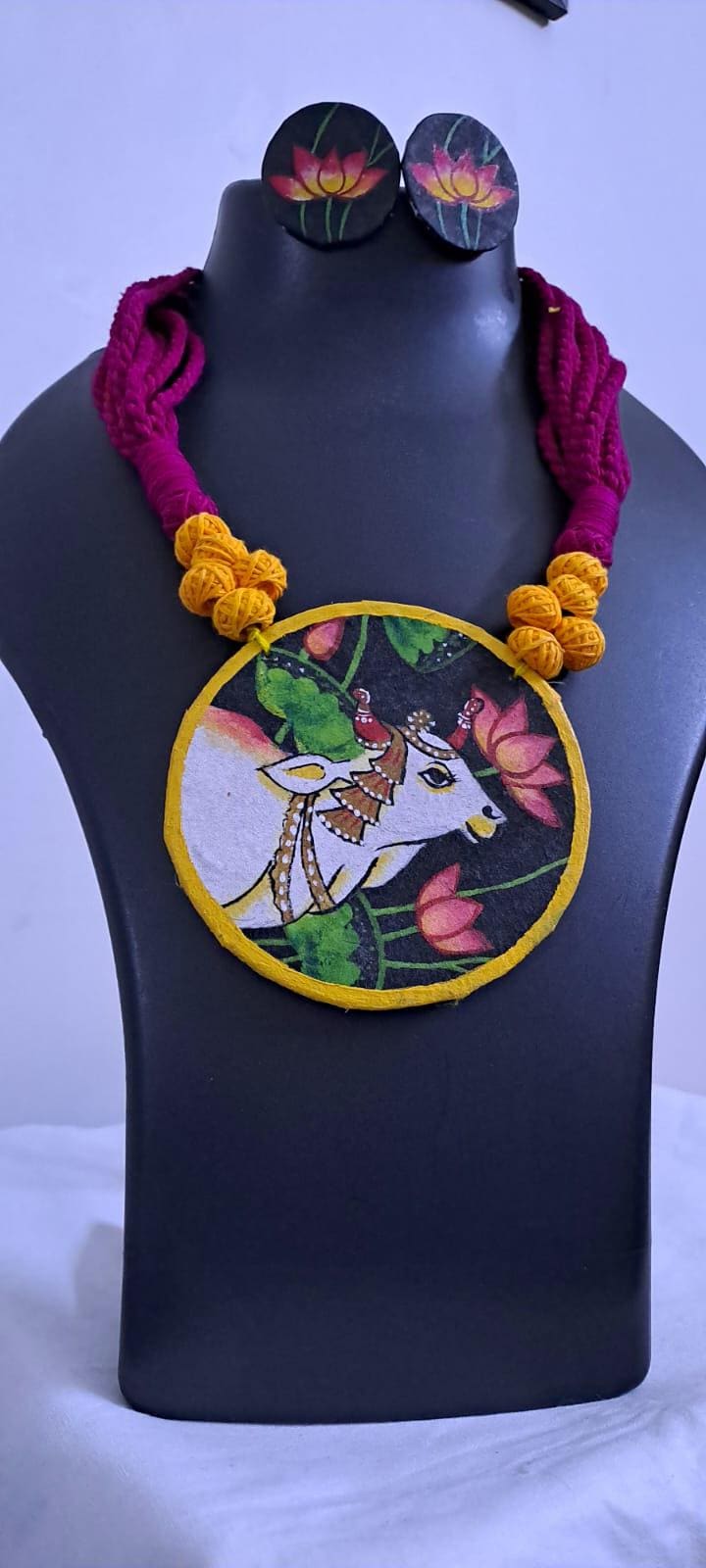 Handpainted fabric jewellery set with matching earrings