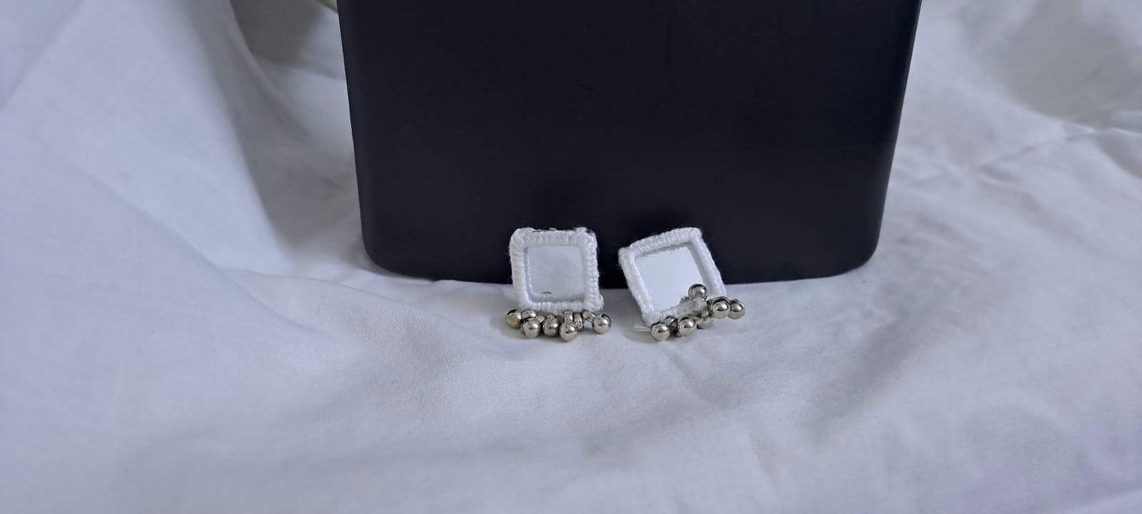 Kutchwork glass necklace set with matching earrings