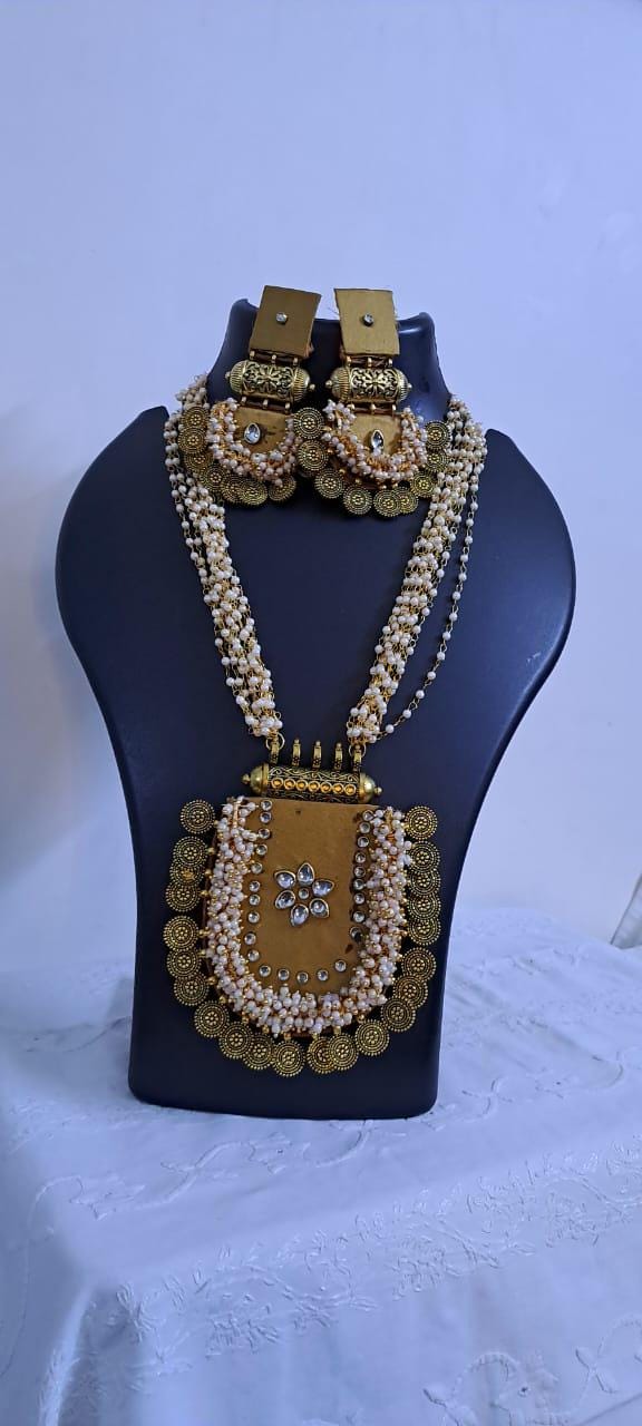 Exclusive Indian traditional golden fabric necklace with laural beads and kundan n matching earrings