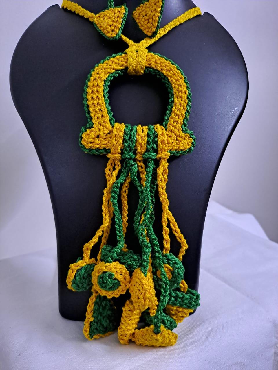 Crochet thread necklace set with fringes and matching earrings
