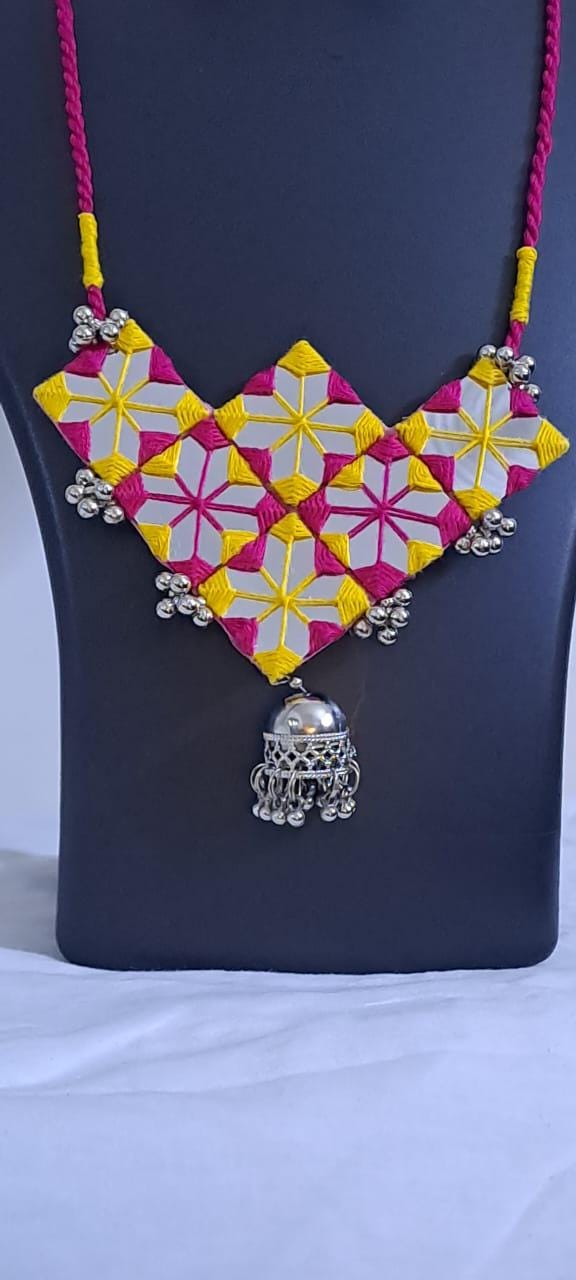 Kutchwork glass necklace set with matching earrings