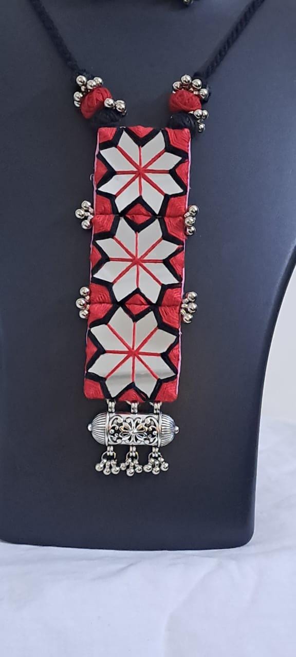 Kutchwork glass necklace set with matching earrings