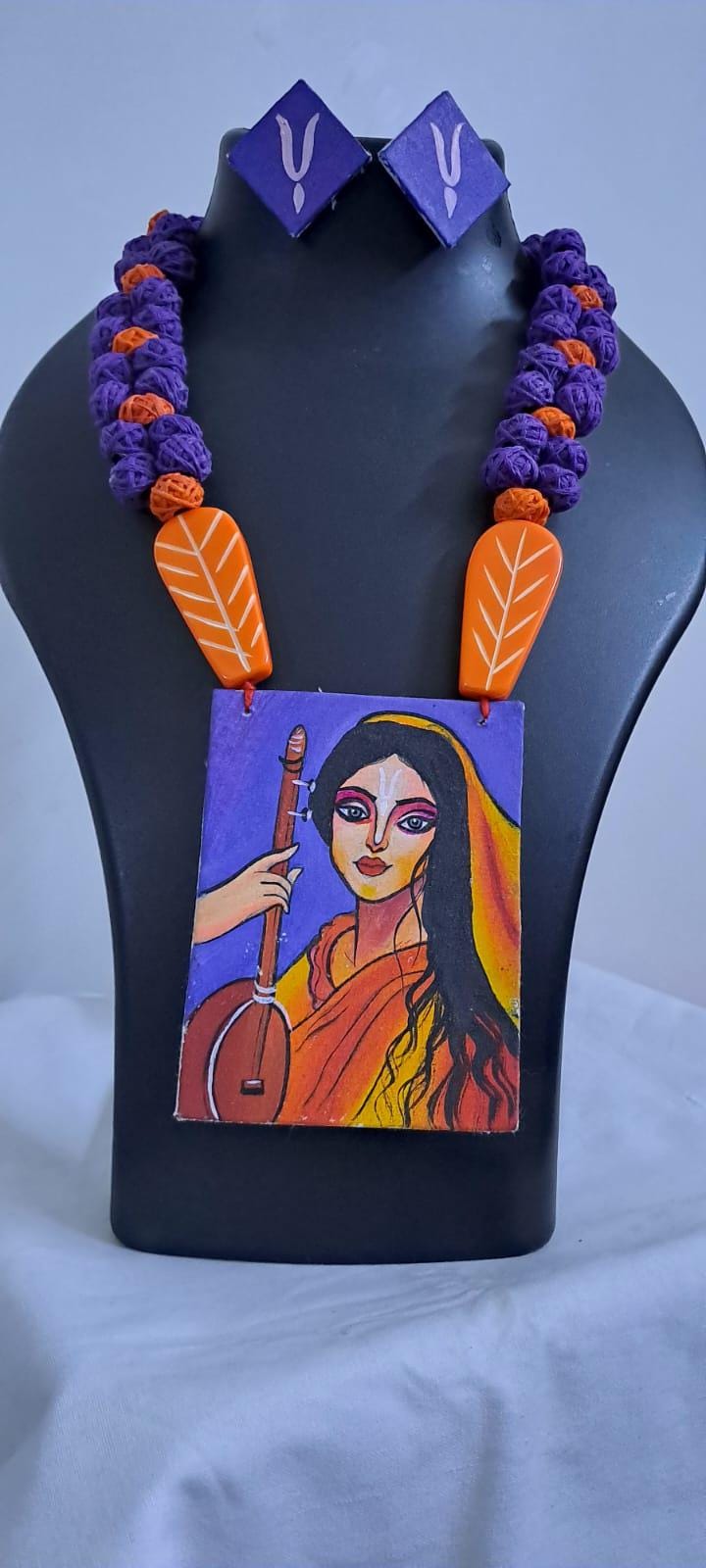 Handpainted fabric necklace set with earrings