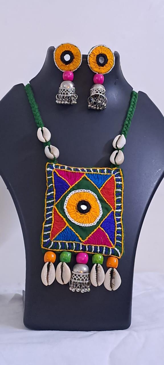 Hand embroidered Kutch Pattern fabric necklace set with matching earrings