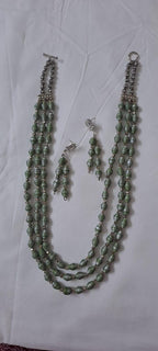 Green paper beads necklace set