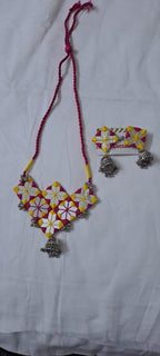 Kutchwork glass necklace set with matching earrings