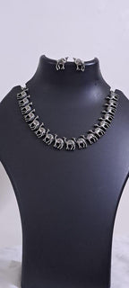 Exclusive n beautiful camel necklace n matching earrings