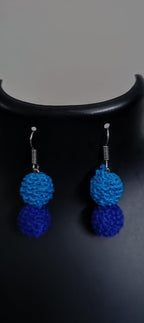 Exclusive 3 layered blue thread beads necklace set with matching earrings