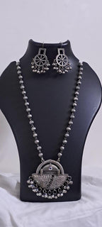 Exclusive light weight silver oxidised set.