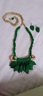 Green Crochet thread necklace set with leaf fringes and matching earrings
