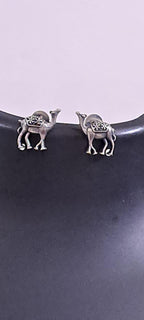 Exclusive n beautiful camel necklace n matching earrings