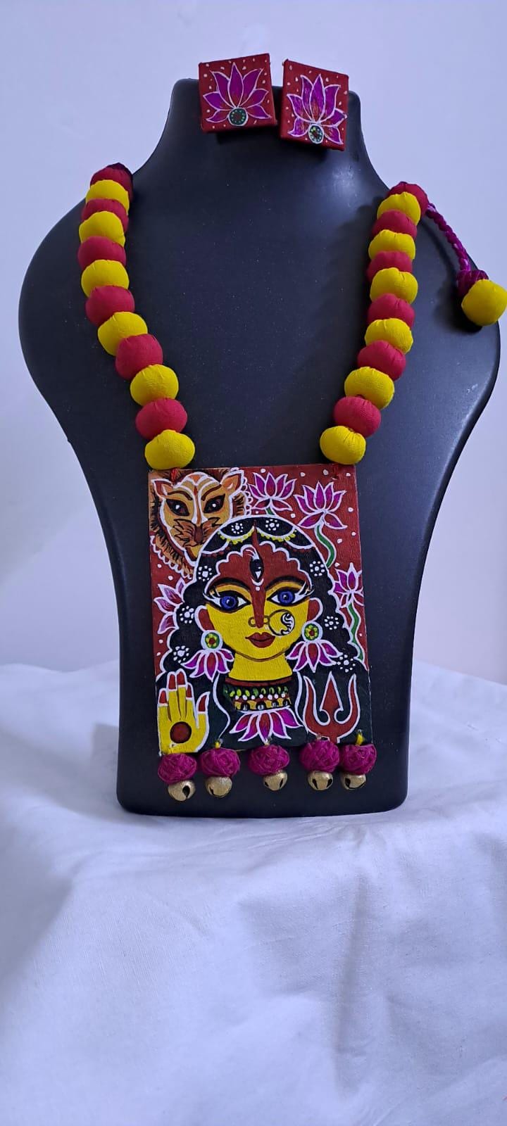 Handpainted fabric jewellery set with matching earrings