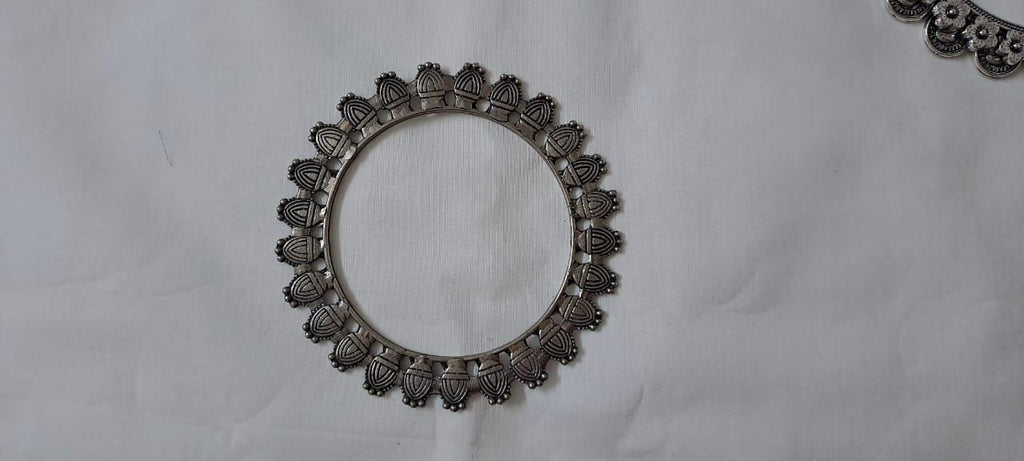 Combo offer of 3 single traditional silver oxidised bangles