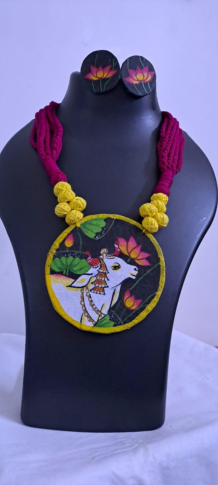 Handpainted fabric jewellery set with matching earrings