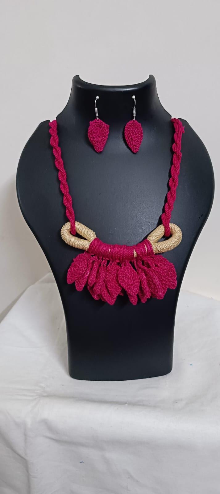 Pink Crochet thread necklace set with leaf fringes and matching earrings