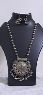 Exclusive light weight silver oxidised set.