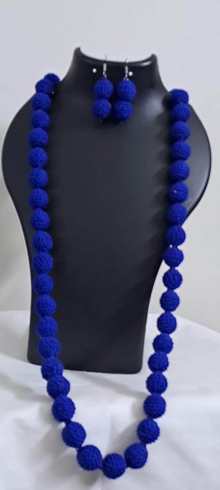 Exclusive blue thread beads long necklace set with matching earrings