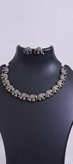 Exclusive n beautiful elephant necklace n matching earrings
