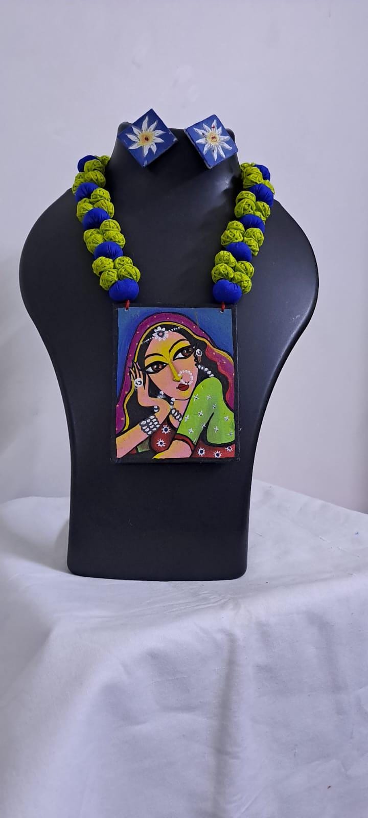 Handpainted fabric necklace set with earrings