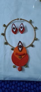 Exclusive hasuli necklace set with attractive round eye thread pendant n matching earrings