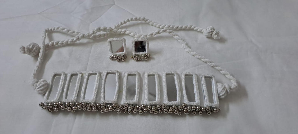 Kutchwork glass necklace set with matching earrings