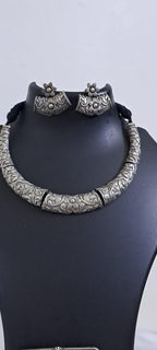 Exclusive silver oxidised hasuli set with matching earrings n bracelet