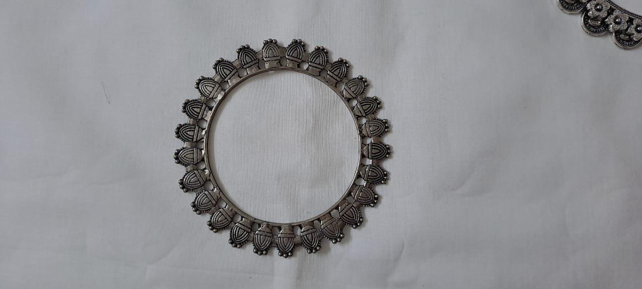 Combo offer of 3 single traditional silver oxidised bangles