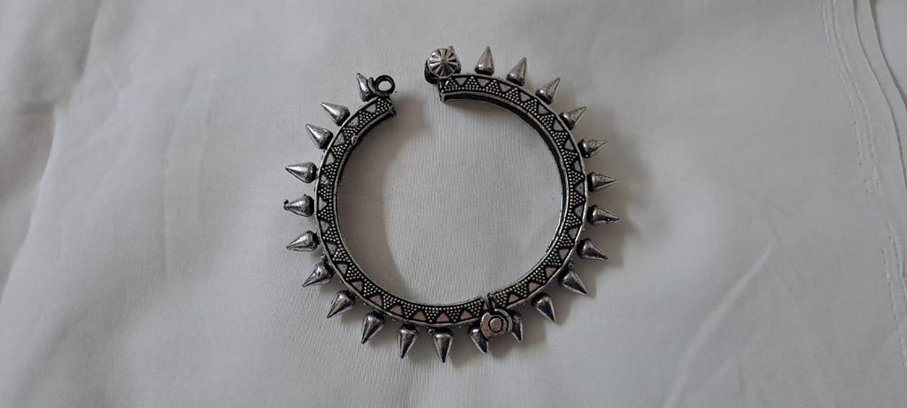 Silver oxidised bracelet/kada