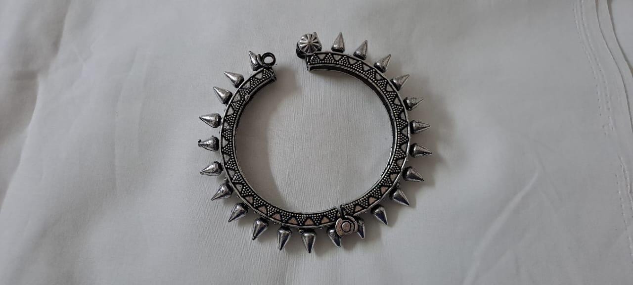 Silver oxidised bracelet/kada