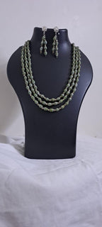 Green paper beads necklace set